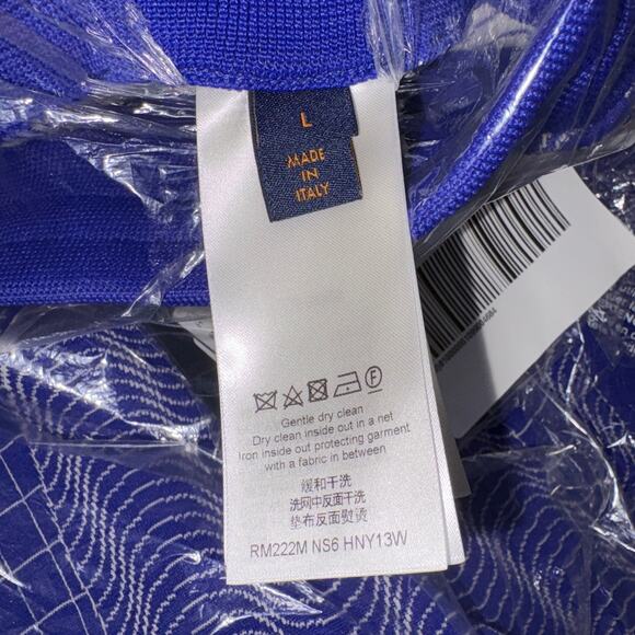 Louis Vuitton 2022 Blue Graphic Print Damier Jogger Short L Made in ITALY NEW - Picture 11 of 13